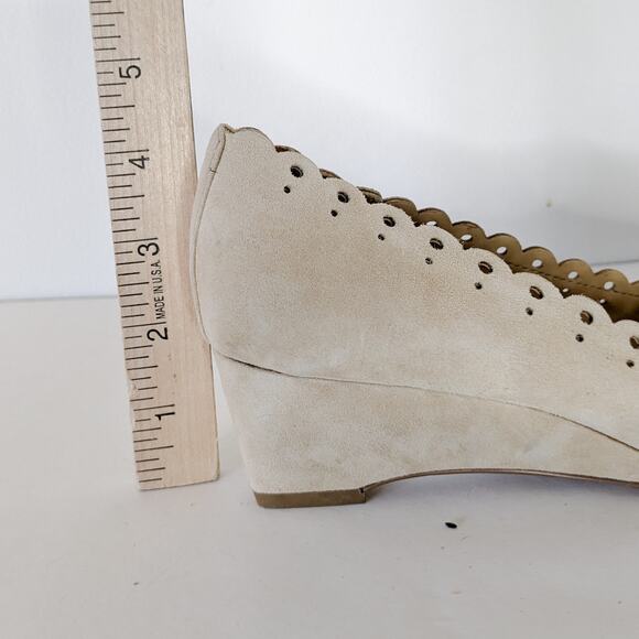 Talbots suede beige wedges, size 7 - Picture 2 of 4